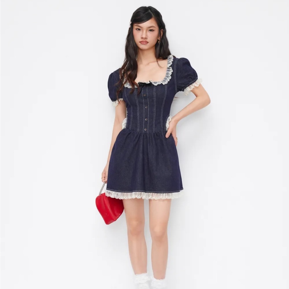 CIDER STRETCH DENIM LACE TRIM PUFF SLEEVE A-LINE MINI DRESS